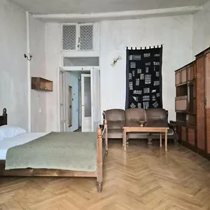 center-of-tbilisi.alltbilisihotels.com/
